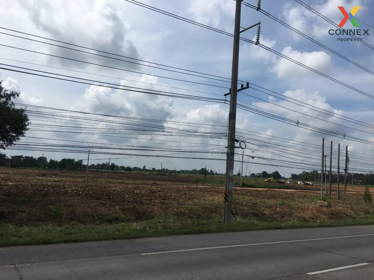 For Sale Empty land for sale Next to the road near the bus statio 4