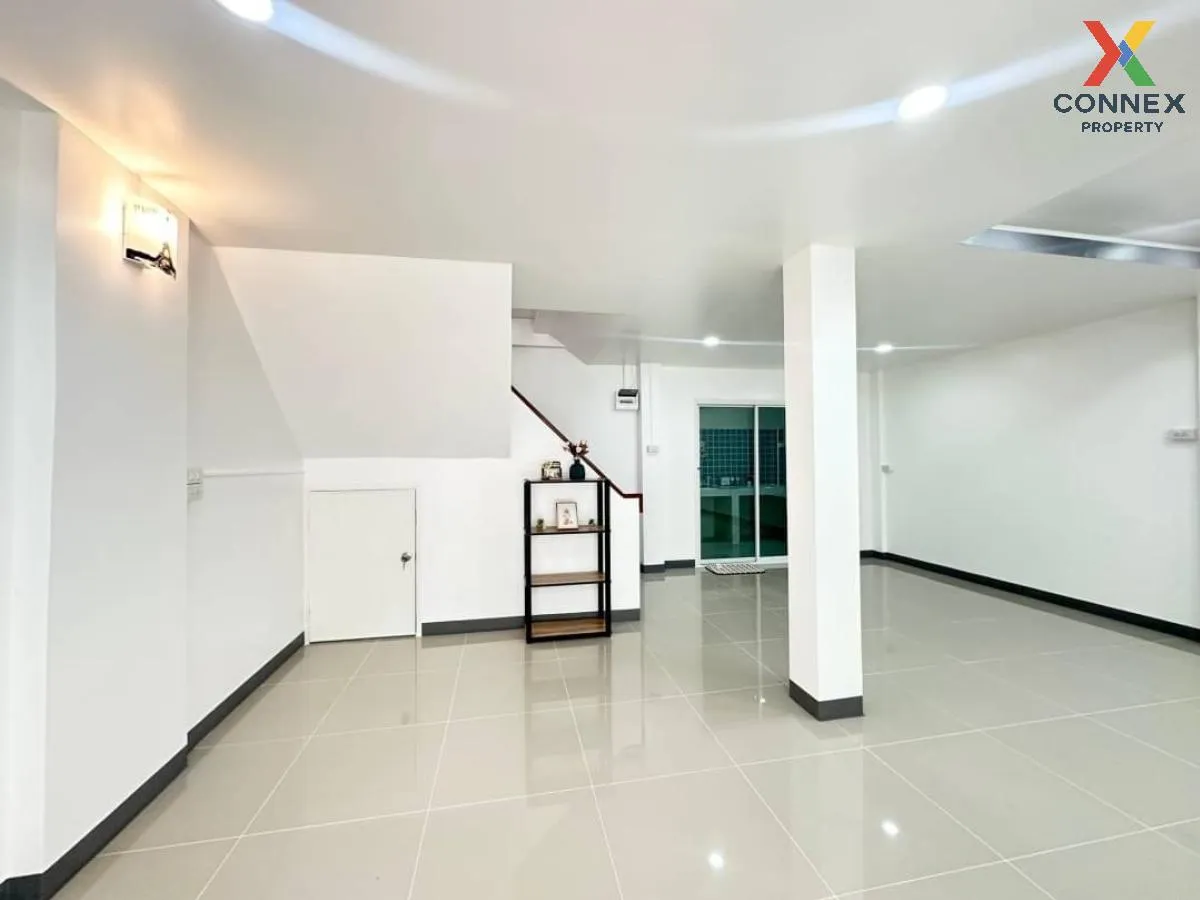 ขายทาวน์เฮ้าส์/ทาวน์โฮม  บ้านบัวทอง 4 บ้านกล้วย-ไทรน้อย รีโนเวทให ขายทาวน์เฮ้าส์/ทาวน์โฮม  บ้านบัวทอง 4 บ้านกล้วย-ไทรน้อย รีโนเวทให 4