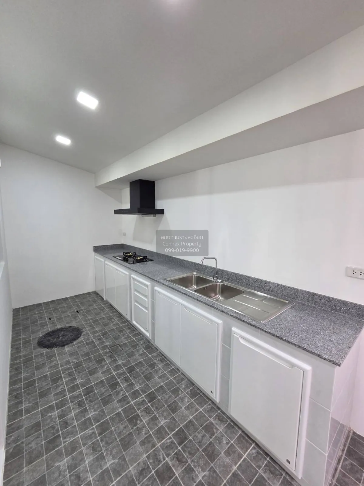 For Rent Townhouse/Townhome  , Pleno Sukhumvit-Bangna 3 , newly r 2