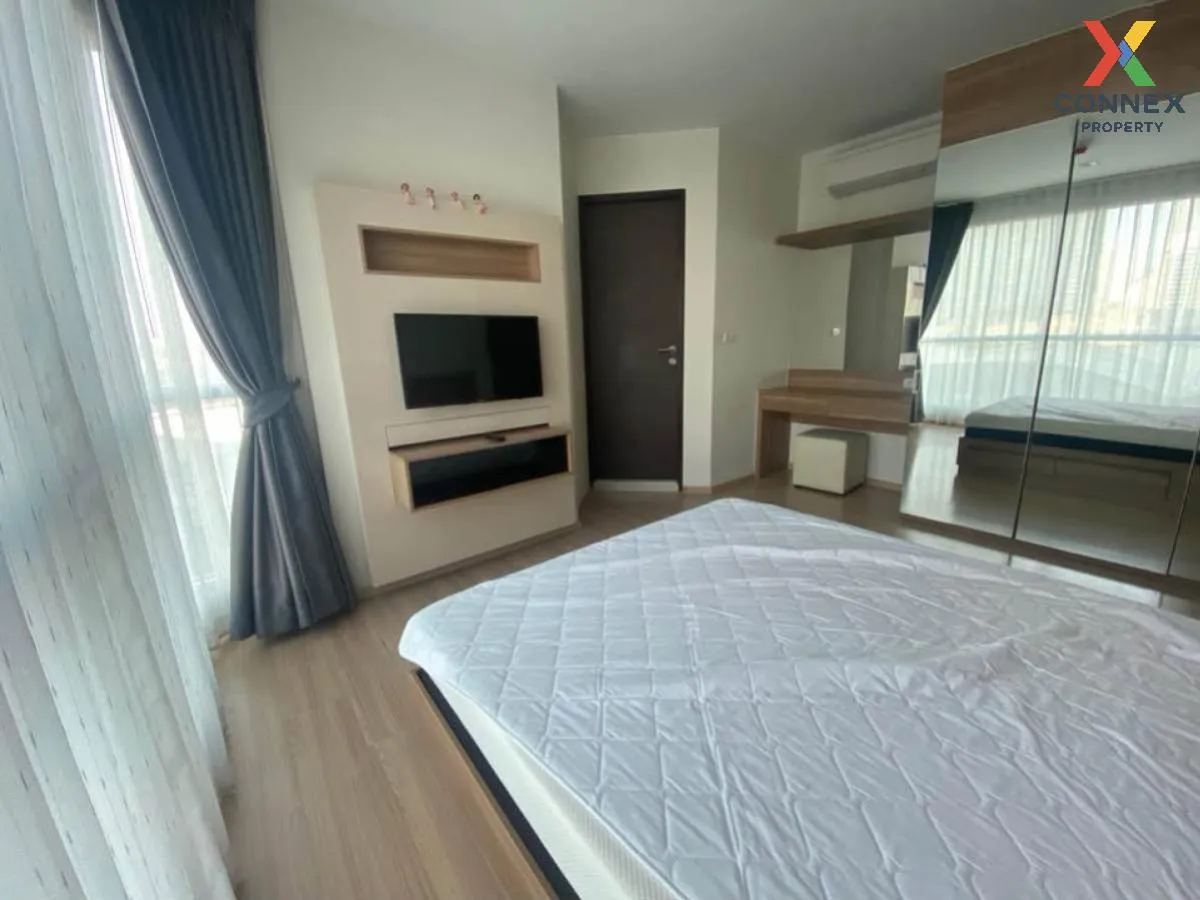 For Sale Condo , Rhythm Sathorn , corner unit , wide frontage , B