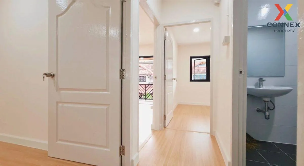 For Sale Townhouse/Townhome  , Baan Phrueksa 3 Bang Bua Thong , n