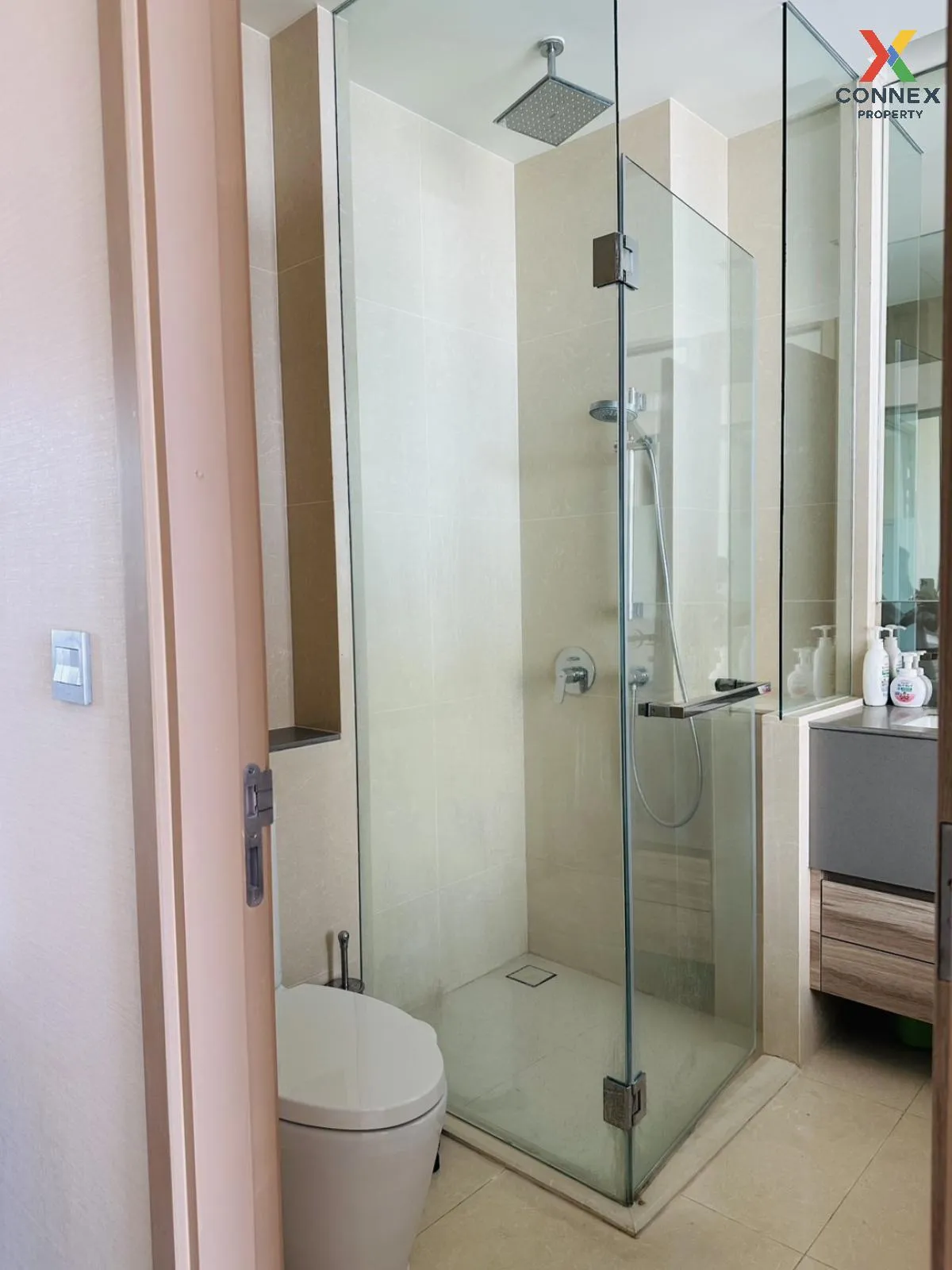 For Rent Condo , The Esse Asoke , BTS-Asok , Khlong Toei Nuea , W