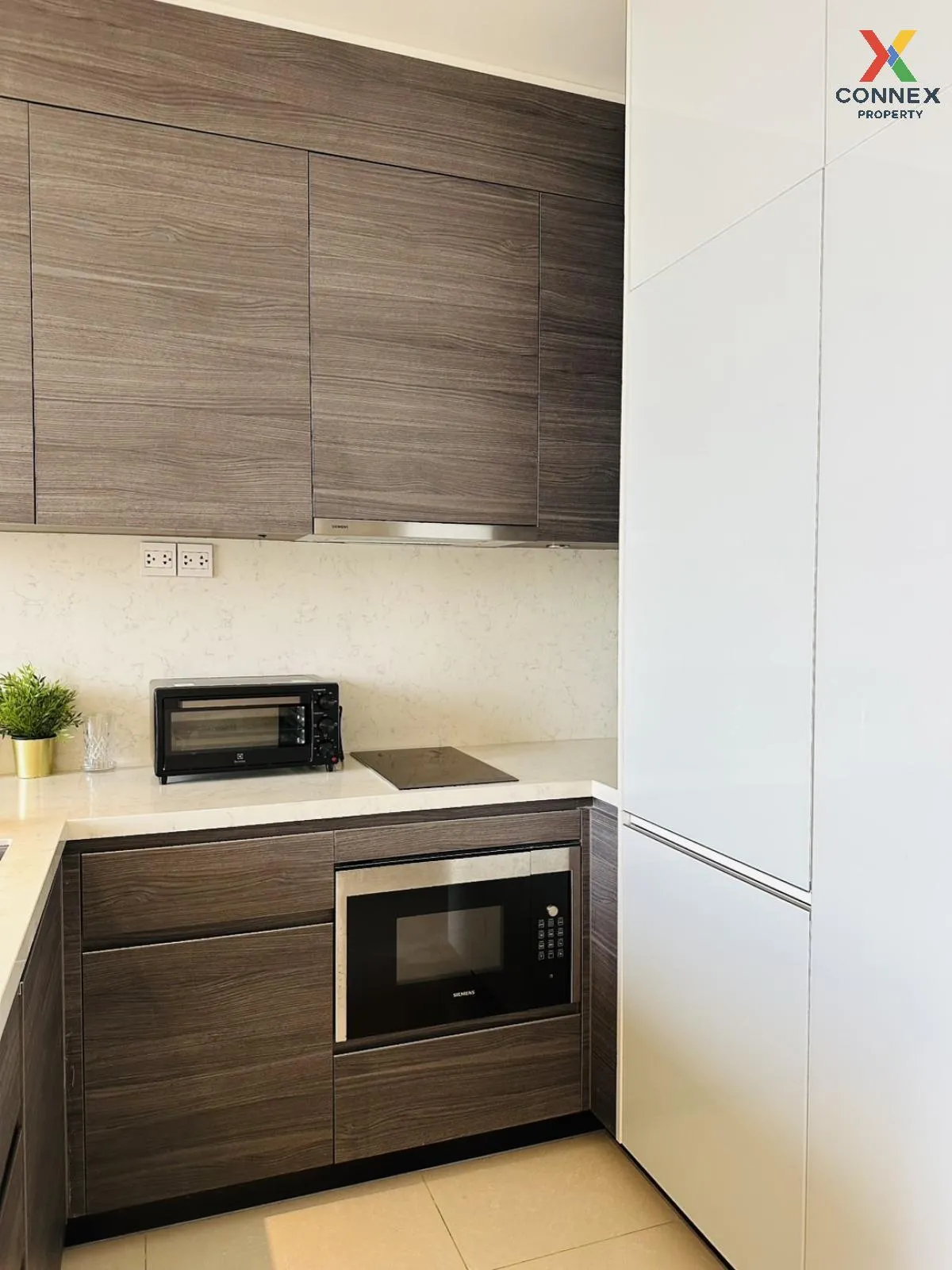 For Rent Condo , The Esse Asoke , BTS-Asok , Khlong Toei Nuea , W