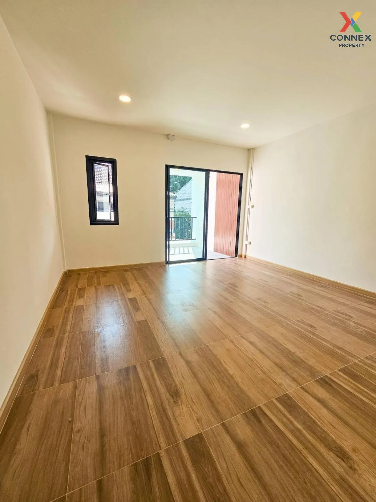 ขายทาวน์เฮ้าส์/ทาวน์โฮม  บัณฑิตโฮม ดอนเมือง รีโนเวทใหม่ สนามบิน เ