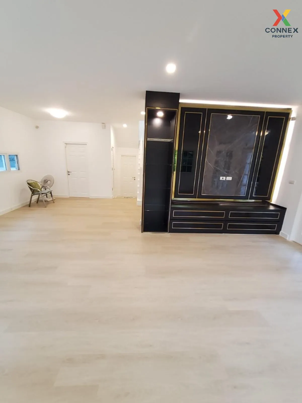 For Sale House , Burasiri Panyaindra , Bang Chan , Khlong Sam Wa  2