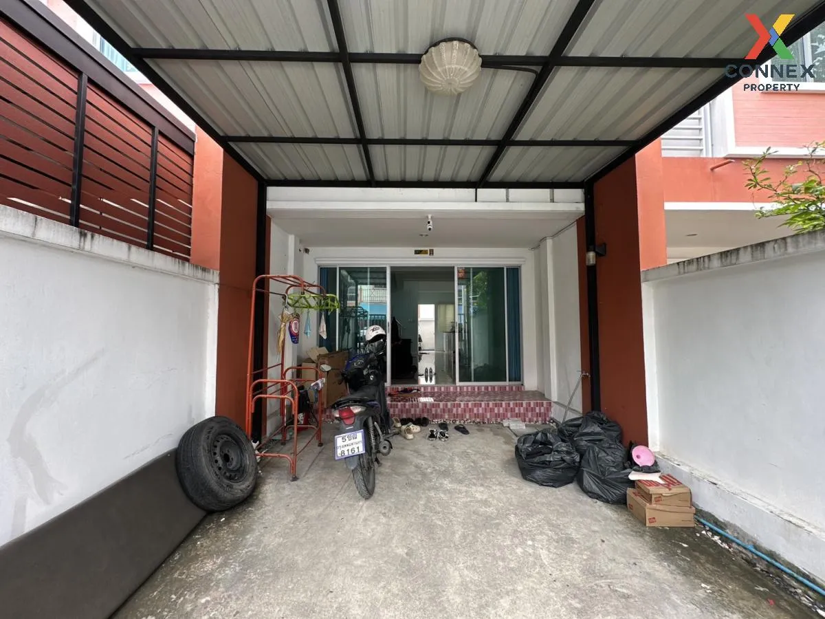 For Sale 2-story townhouse in Praeksa Mai , Phraek Sa Mai , Muean 3