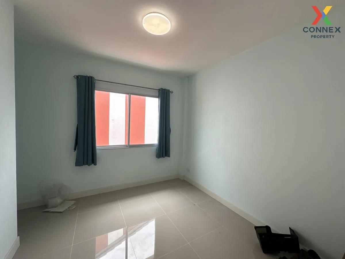 For Sale 2-story townhouse in Praeksa Mai , Phraek Sa Mai , Muean