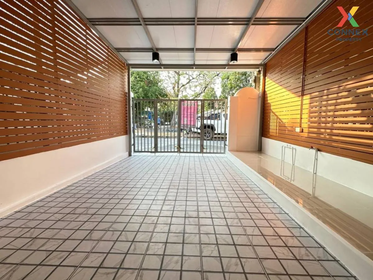 ขายทาวน์เฮ้าส์/ทาวน์โฮม  บ้าน ลภาวัน 3 รีโนเวทใหม่ MRT-ตลาดบางใหญ 4