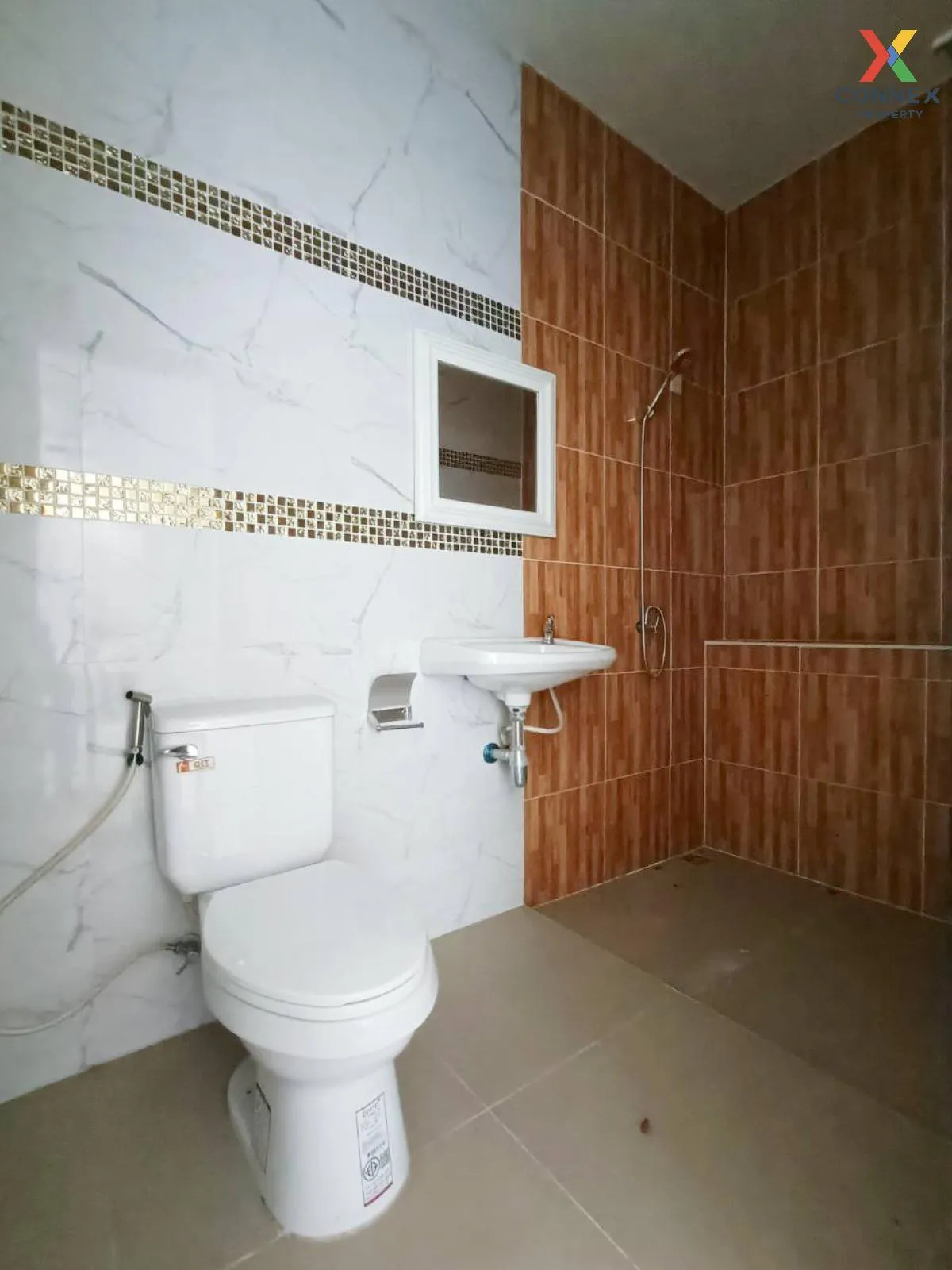 For Sale Townhouse/Townhome  , Pasiri Tara 5 , nice view , Phai T For Sale Townhouse/Townhome  , Pasiri Tara 5 , nice view , Phai T