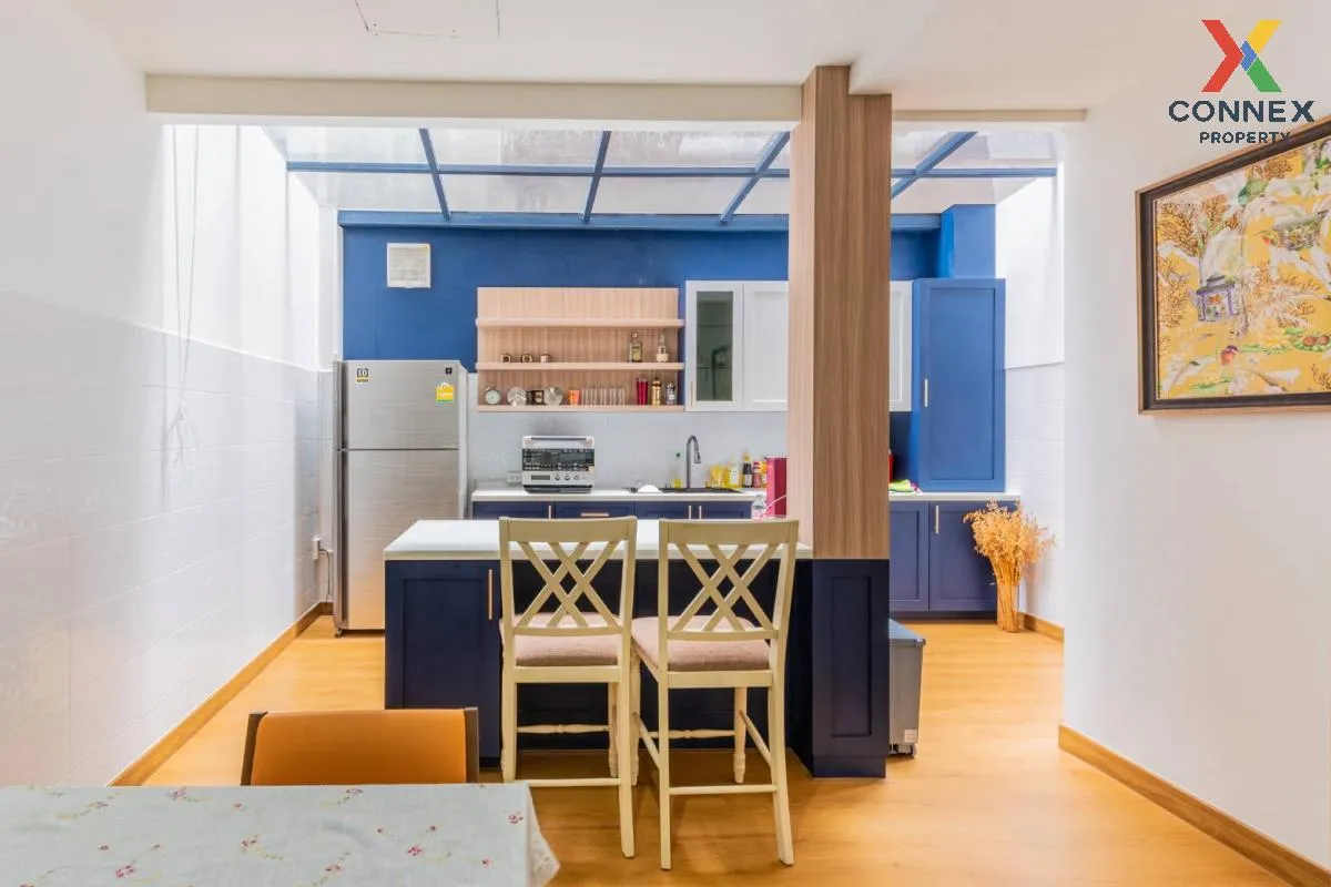 For Sale Townhouse/Townhome  , Autumn Residence , newly renovated