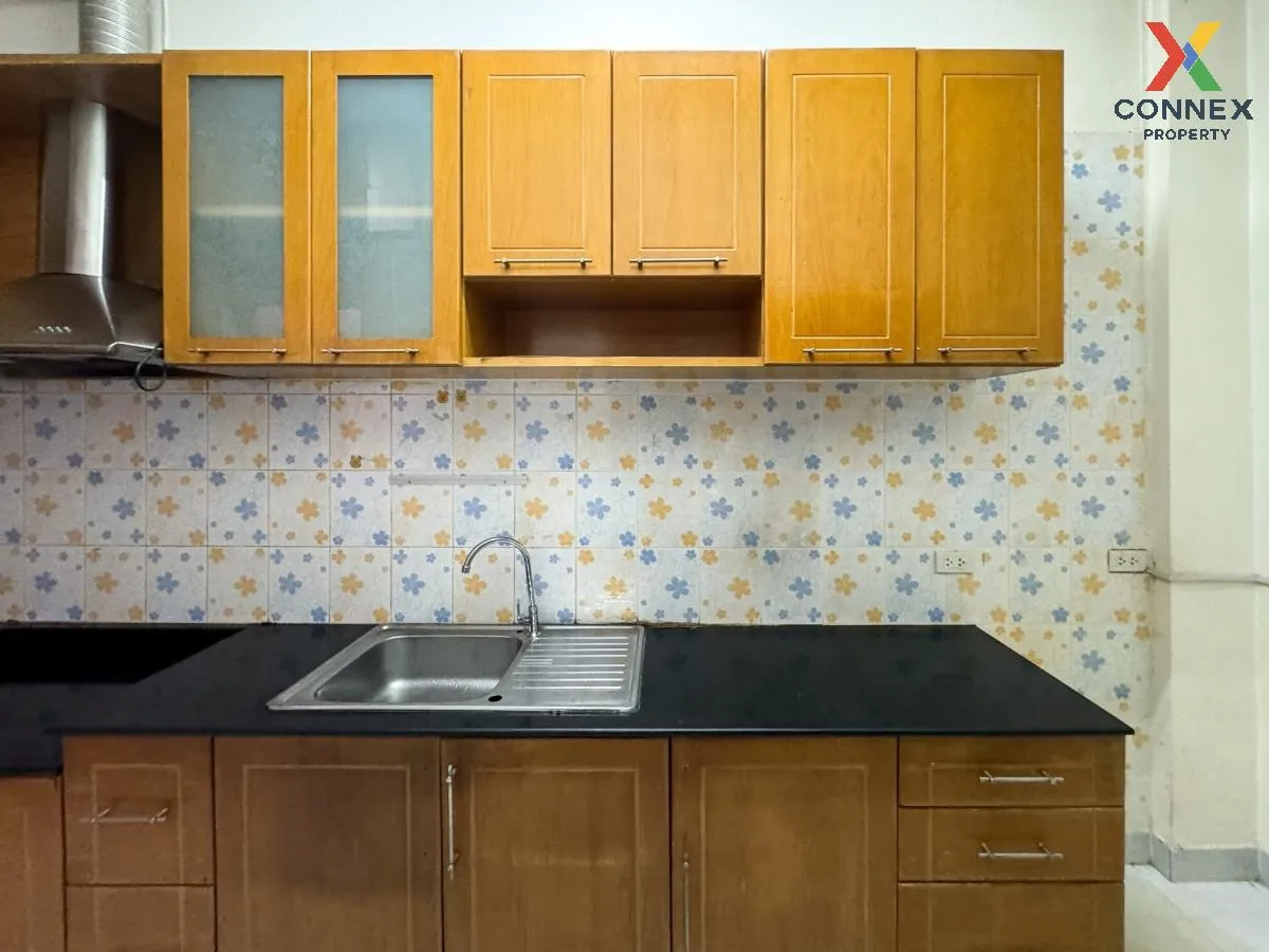 ขายทาวน์เฮ้าส์/ทาวน์โฮม  ซิตี้ พาร์ค พัฒนาการ 38 ชั้นสูง สวนหลวง 