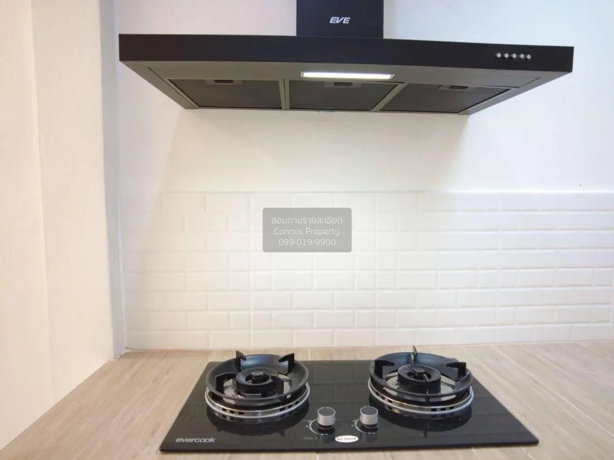 For Sale Townhouse/Townhome  , Khannayao Village , corner unit , 