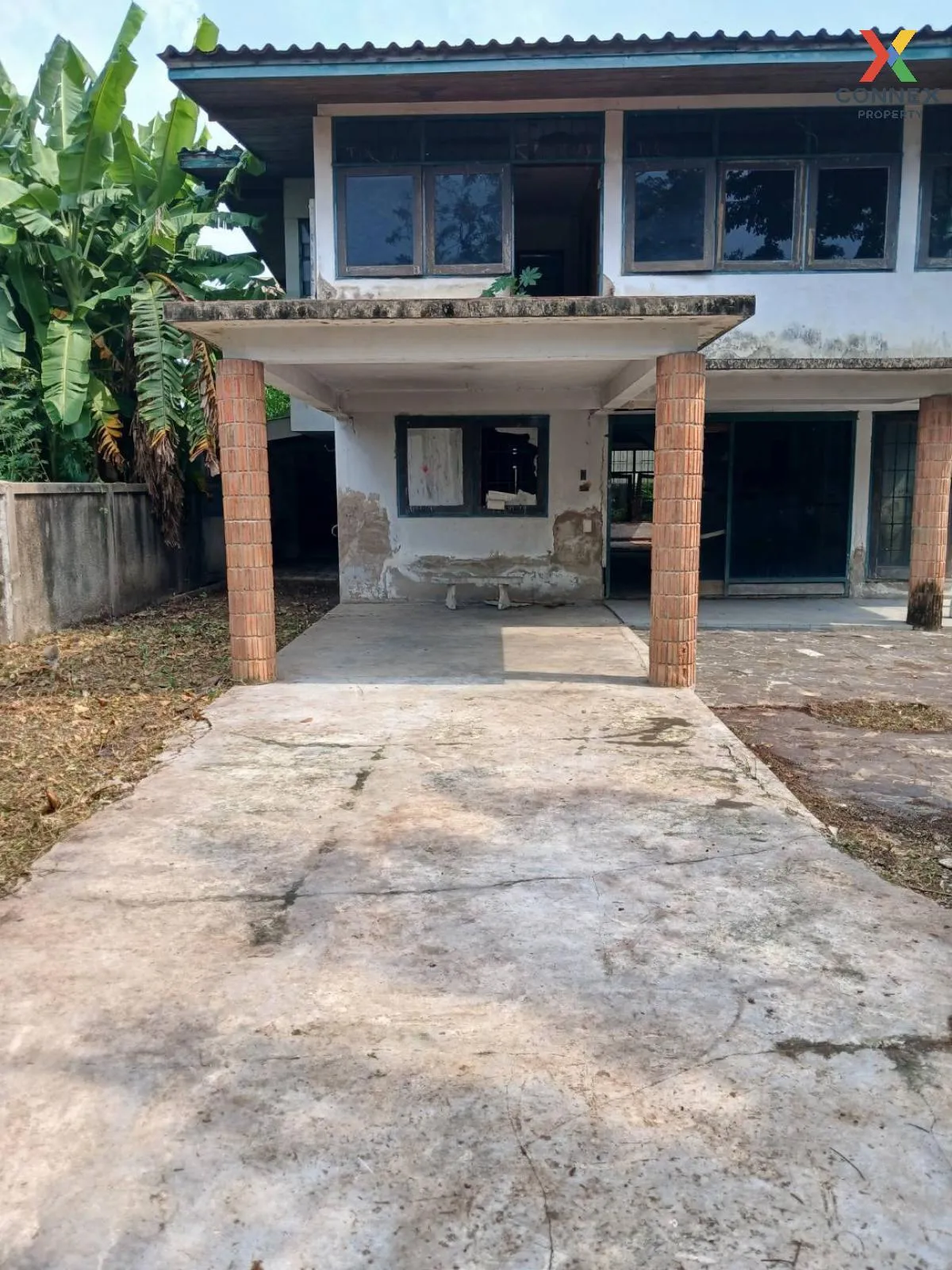 For Sale Land with buildings, Lat Phrao Road 80, Intersection 14  3