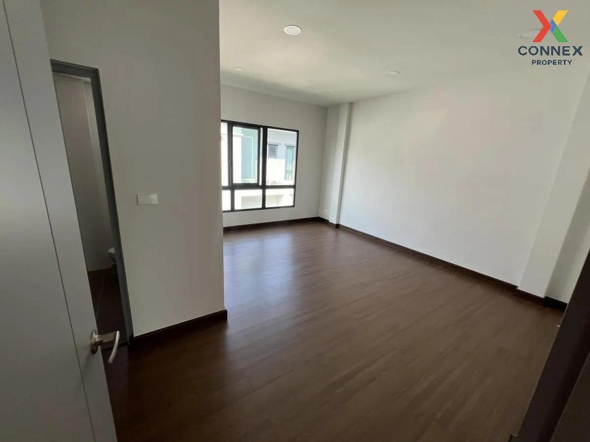 For Sale House , The City Ramintra-Wongwaen , Tha Raeng , Bang Kh