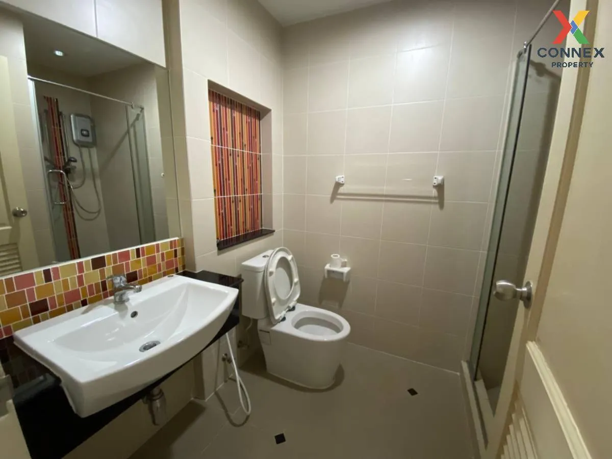 For Sale Townhouse/Townhome  , Leon Sukhumvit 62 , BTS-Bang Chak 