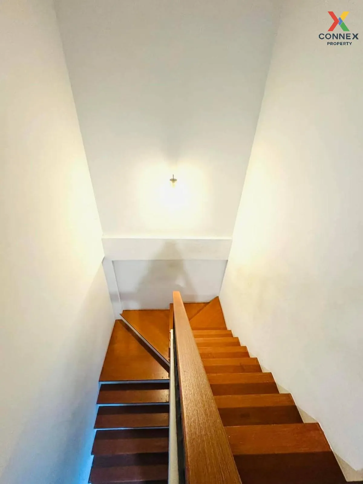 For Sale Townhouse/Townhome  , The O Zone Petchkasem 53 , corner  4