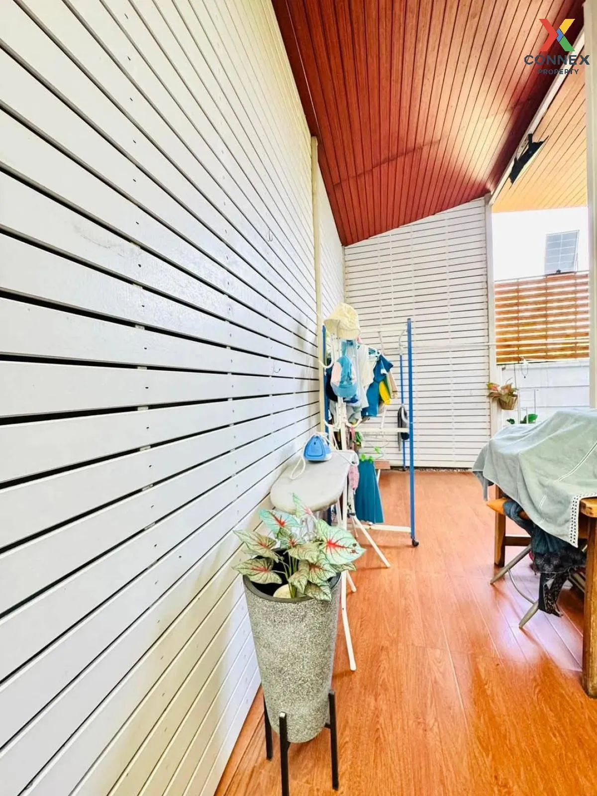 For Sale Townhouse/Townhome  , The O Zone Petchkasem 53 , corner 