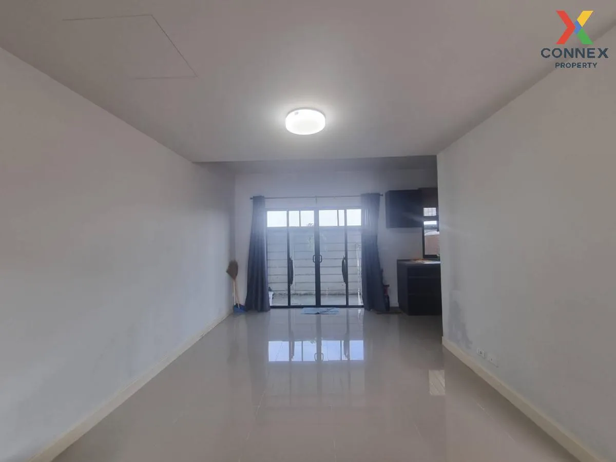 For Sale Townhouse/Townhome  , The Connect Onnut - Wongwaen , Dok