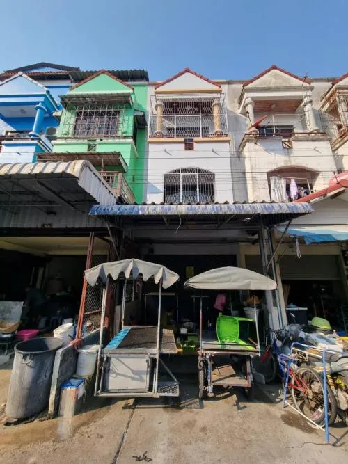 For Sale Commercial Building-Khlongluang Pathum Thani at Chatchai Market , Khlong Nueng , khlong Luang , Pathum Thani , CX-115589 For Sale Commercial Building-Khlongluang Pathum Thani at Chatchai Market , Khlong Nueng , khlong Luang , Pathum Thani , CX-115589