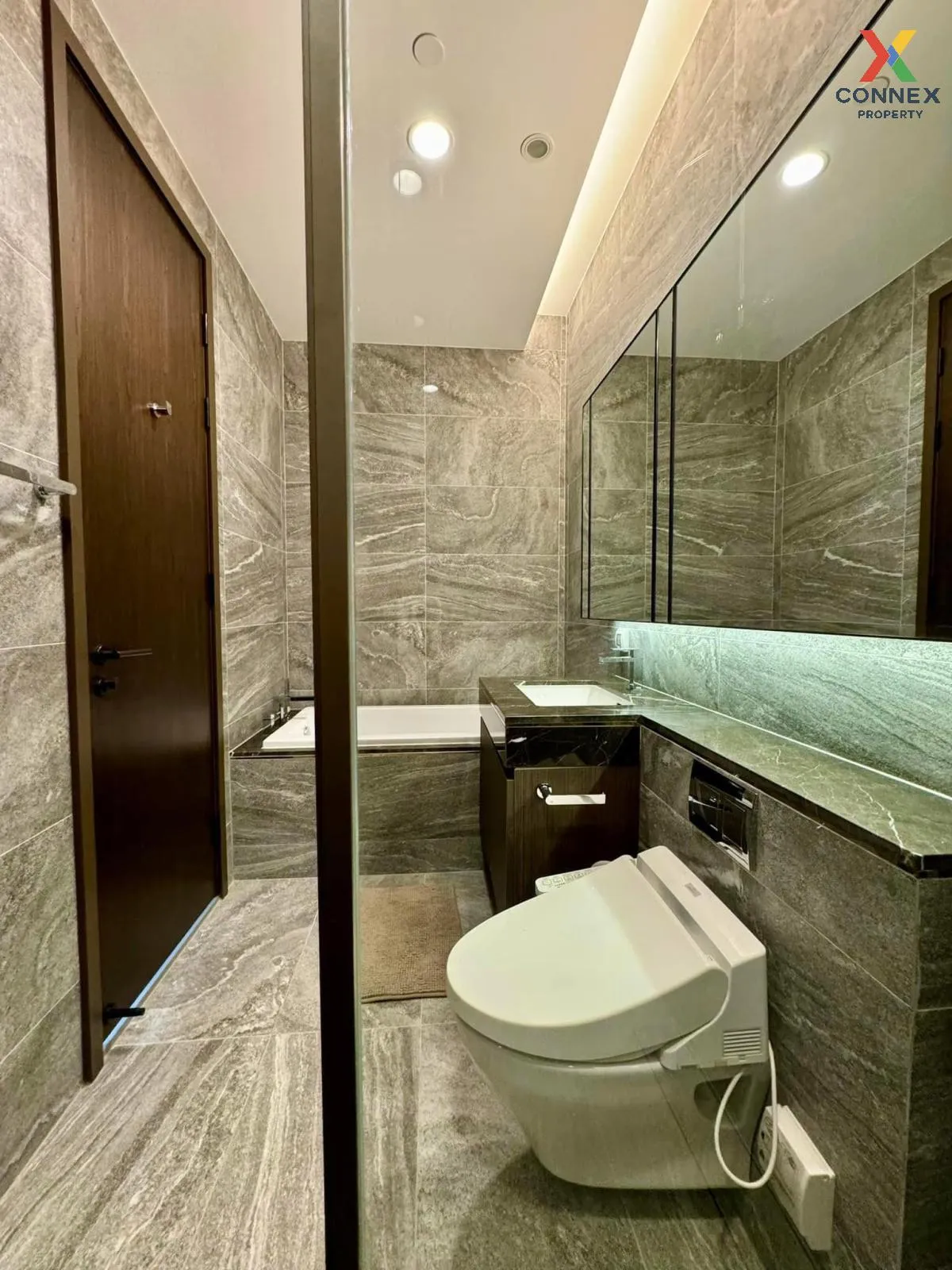 For Rent Condo , The Esse Sukhumvit 36 , BTS-Thong Lo , Phra Khan