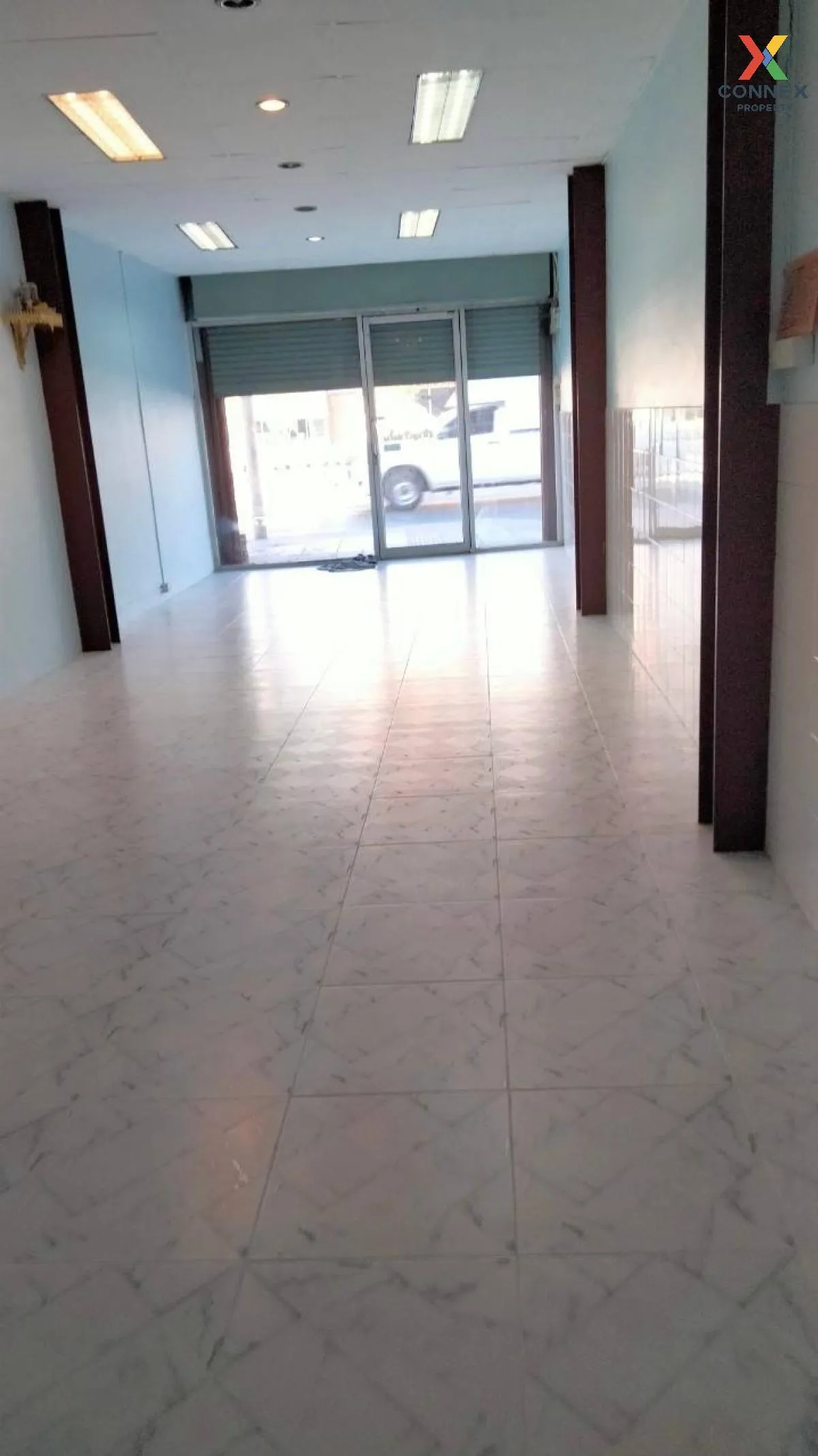 For Sale Commercial building for sale Main road in Thonburi area  3