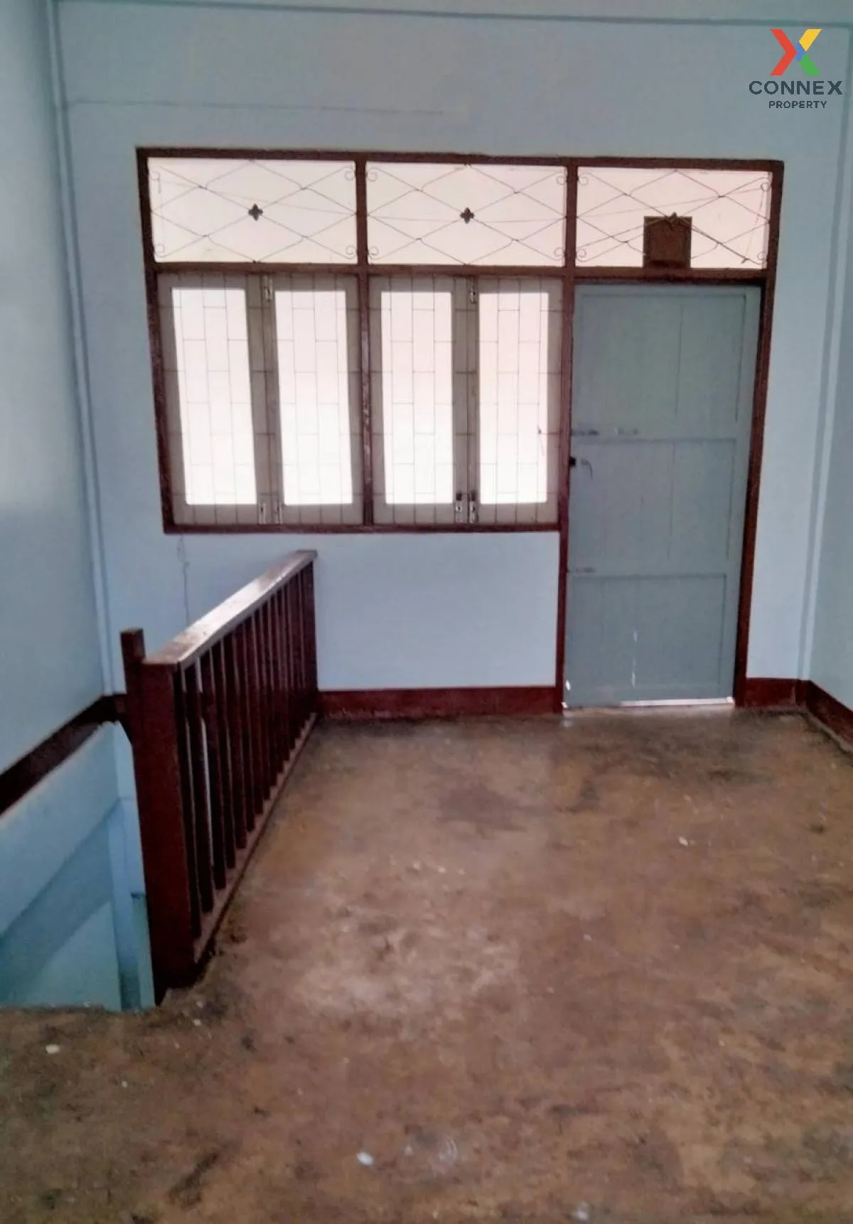 For Sale Commercial building for sale Main road in Thonburi area 