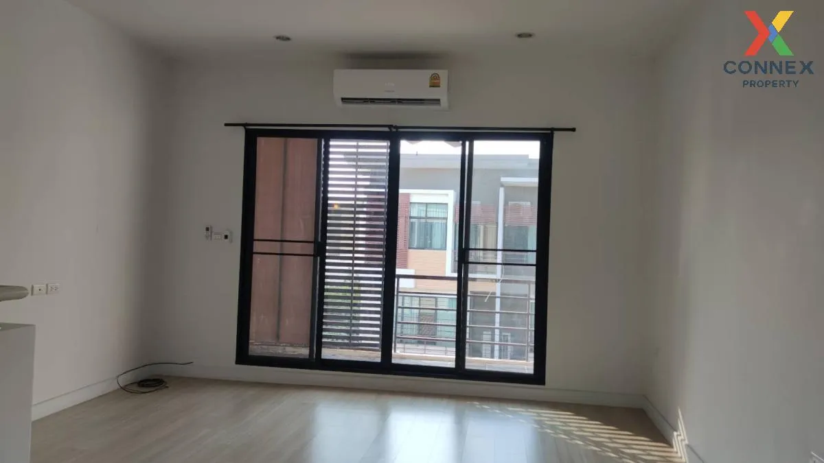 เช่าทาวน์เฮ้าส์/ทาวน์โฮม  ซิกเนเจอร์ กัลปพฤกษ์ MRT-หลักสอง บางแค 