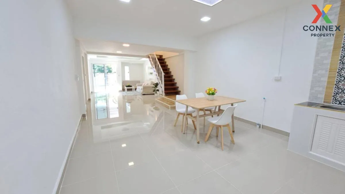 ขายทาวน์เฮ้าส์/ทาวน์โฮม  รัตนาธิเบศร์ บางใหญ่ ห้องมุม รีโนเวทใหม่ 2