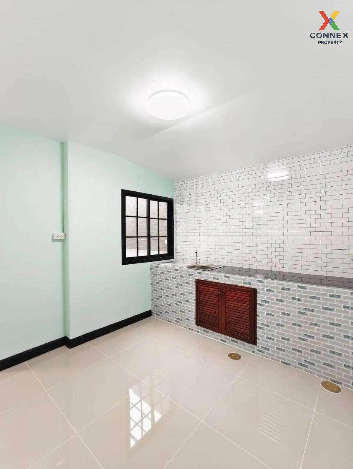 For Sale Townhouse/Townhome  , Maneerin Lake & Park Ratchaphruek 