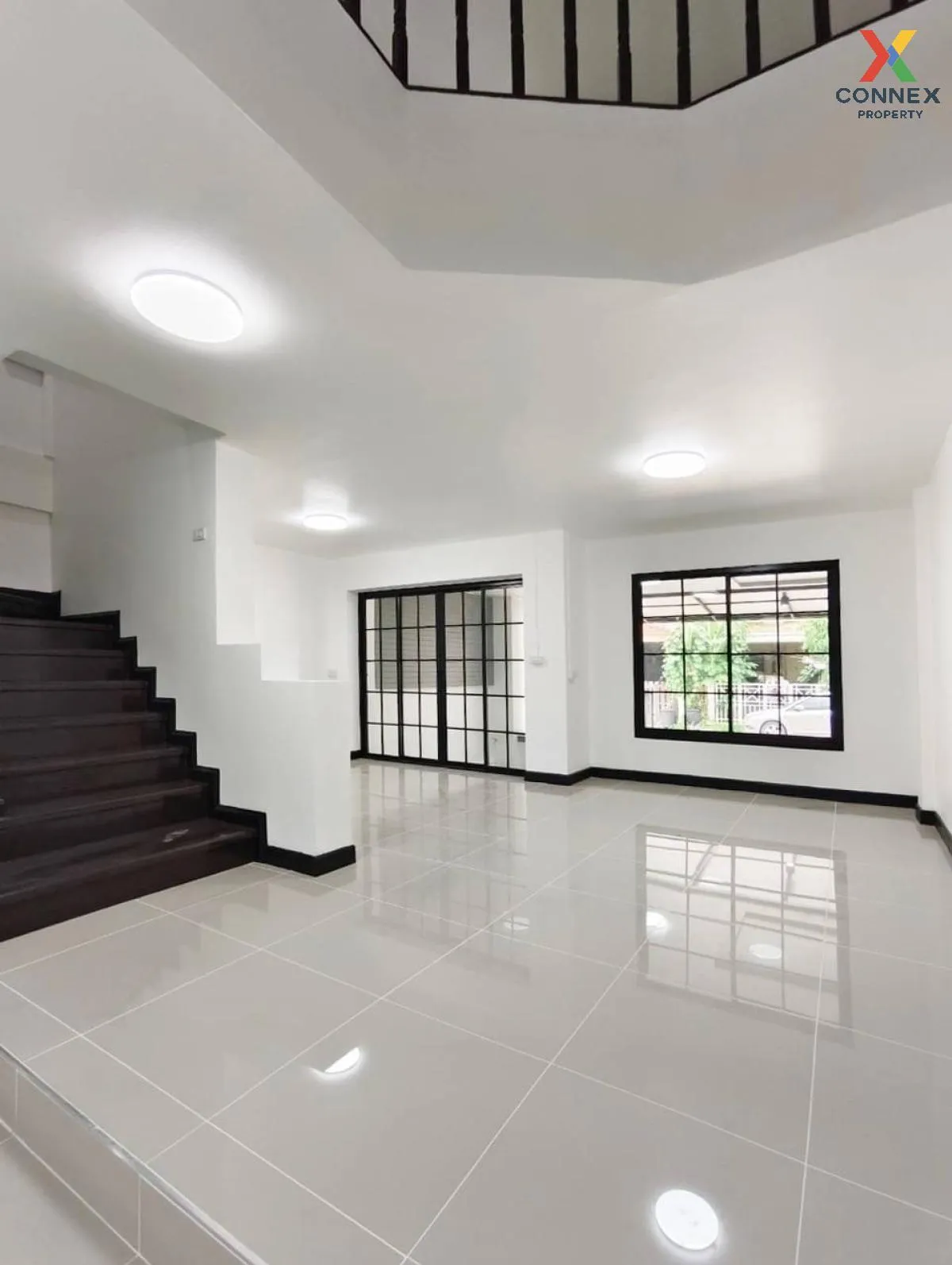 For Sale Townhouse/Townhome  , Maneerin Lake & Park Ratchaphruek 