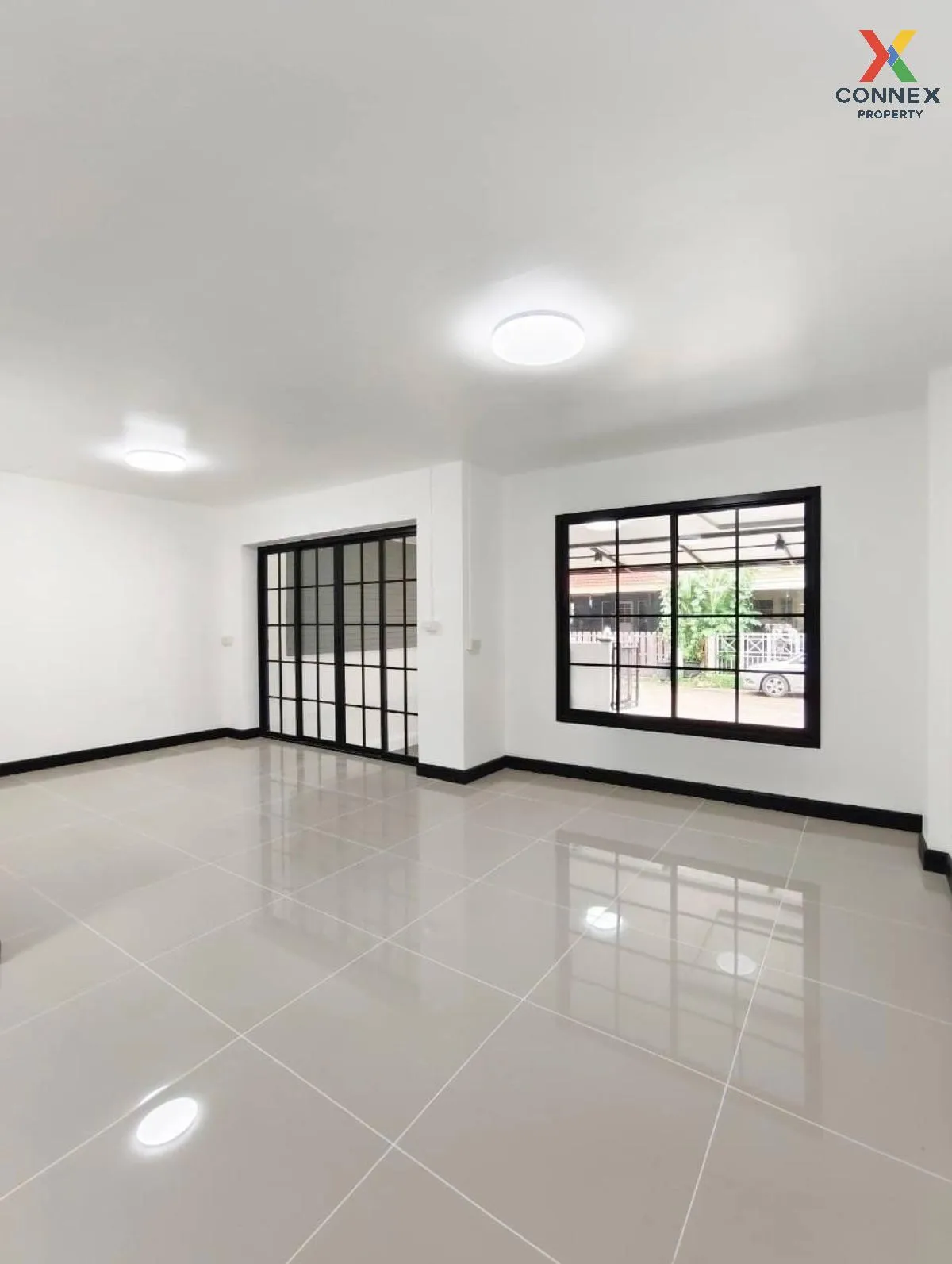 For Sale Townhouse/Townhome  , Maneerin Lake & Park Ratchaphruek 