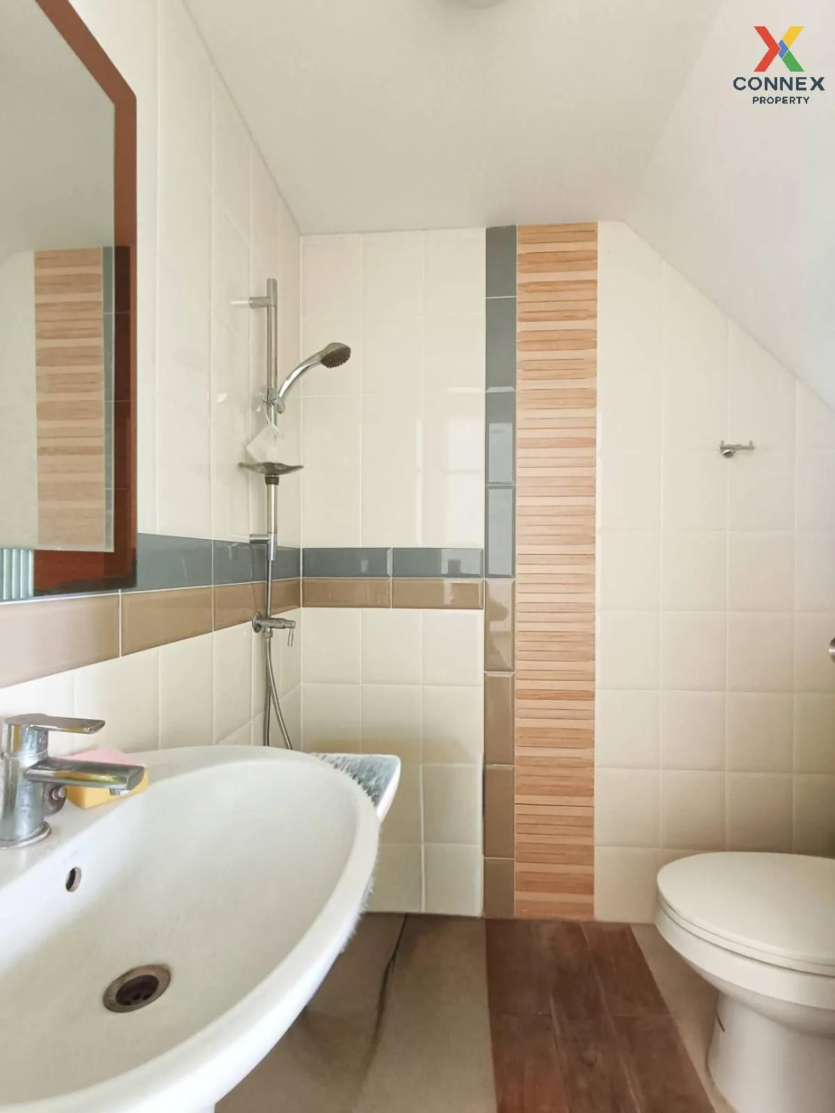 For Sale Townhouse/Townhome  , Golden Town Rama 2 , corner unit , For Sale Townhouse/Townhome  , Golden Town Rama 2 , corner unit ,