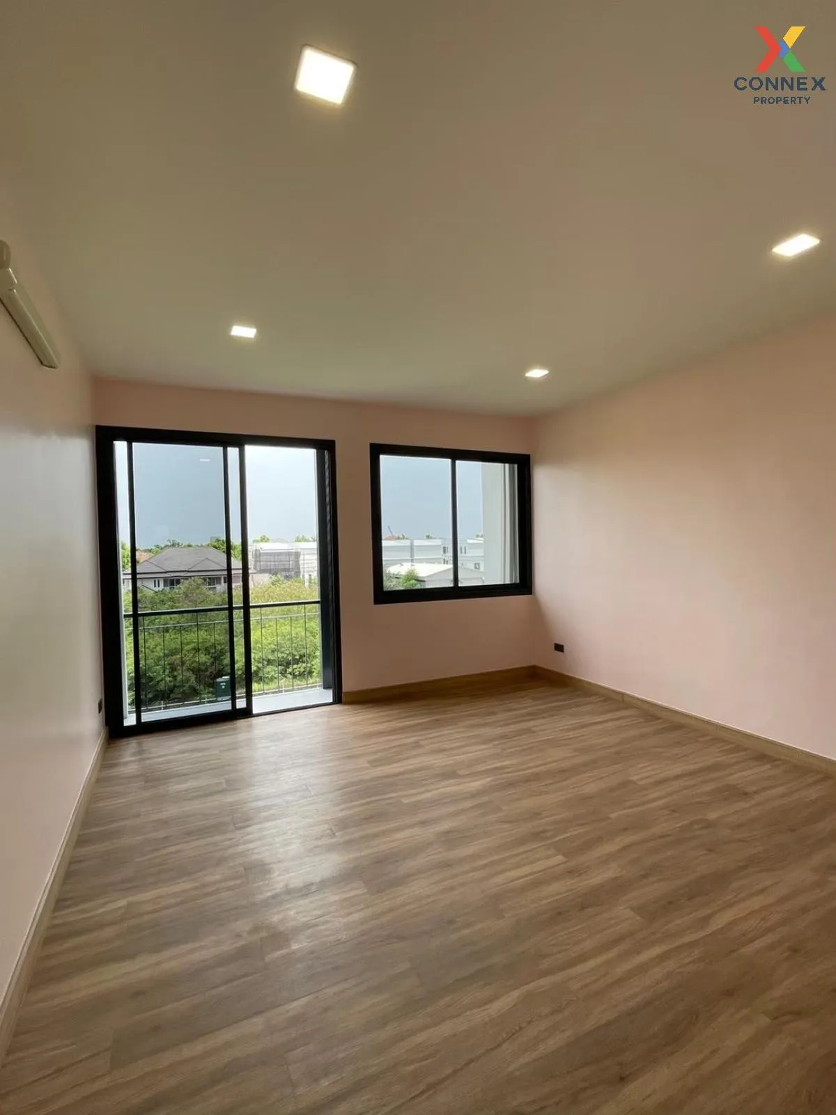 For Rent Townhouse/Townhome  , The Harmony Ramintra 62 , MRT-Oute