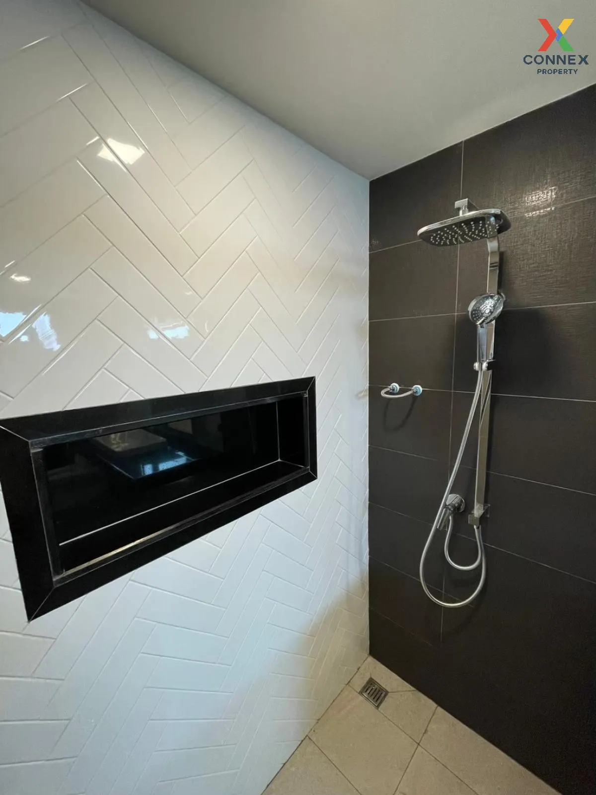 For Rent Townhouse/Townhome  , The Harmony Ramintra 62 , MRT-Oute