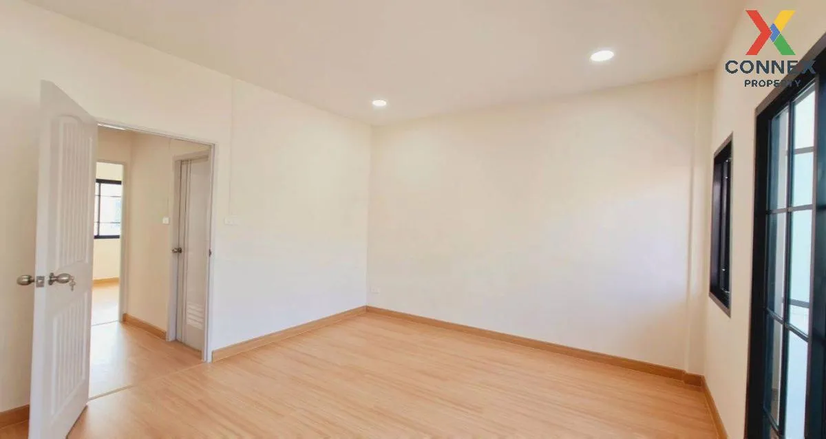 ขายทาวน์เฮ้าส์/ทาวน์โฮม  เอเชียโฮมทาวน์ รีโนเวทใหม่ ไทรน้อย ไทรน้ ขายทาวน์เฮ้าส์/ทาวน์โฮม  เอเชียโฮมทาวน์ รีโนเวทใหม่ ไทรน้อย ไทรน้