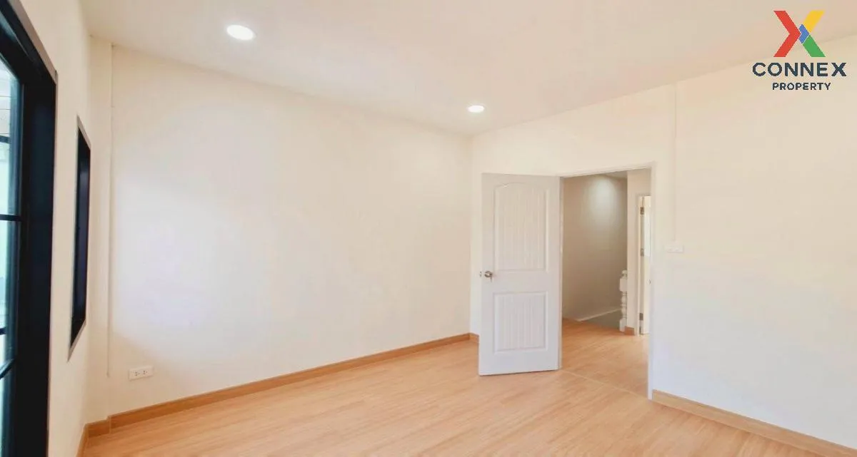 ขายทาวน์เฮ้าส์/ทาวน์โฮม  เอเชียโฮมทาวน์ รีโนเวทใหม่ ไทรน้อย ไทรน้ ขายทาวน์เฮ้าส์/ทาวน์โฮม  เอเชียโฮมทาวน์ รีโนเวทใหม่ ไทรน้อย ไทรน้