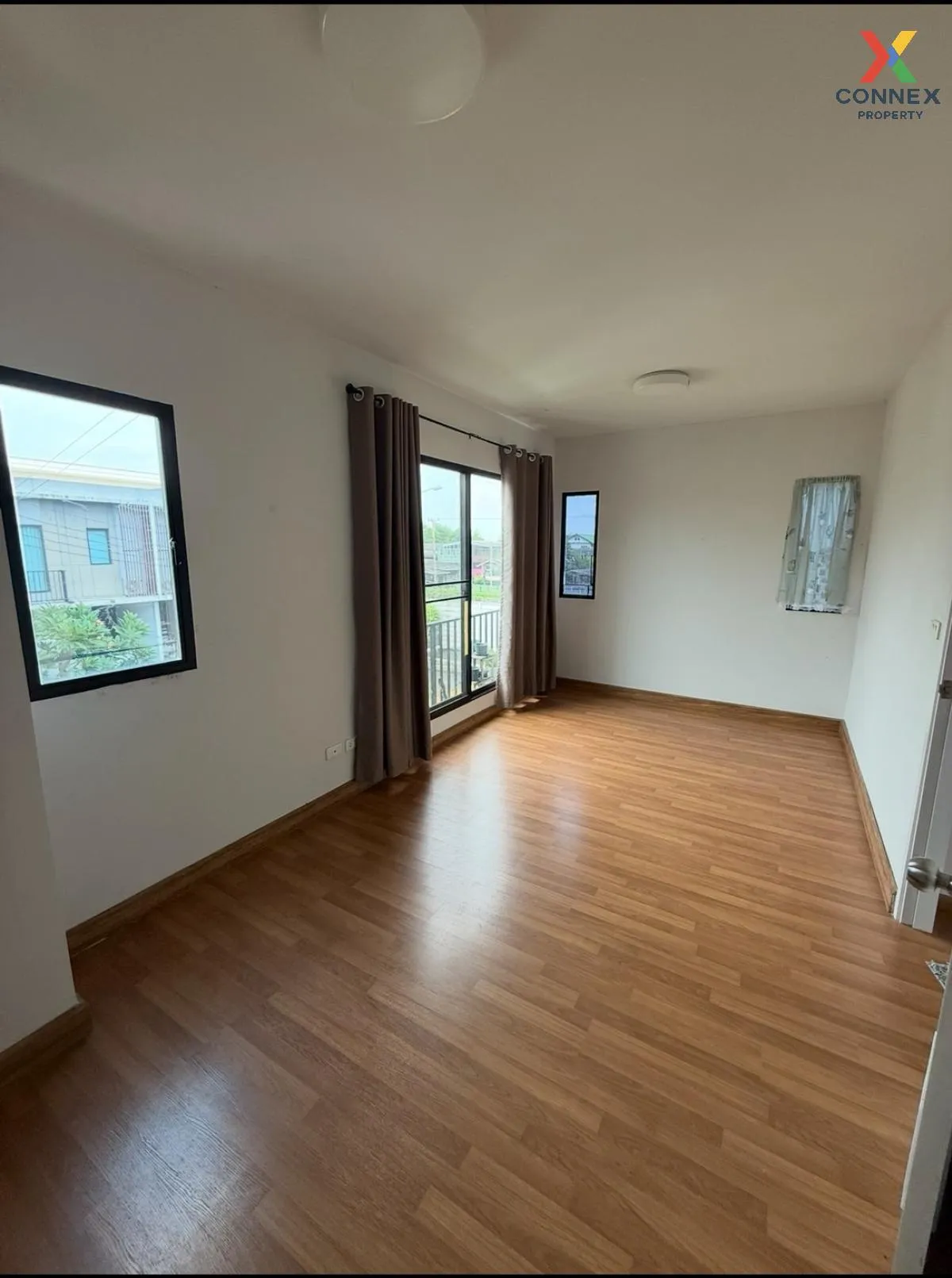 ขายทาวน์เฮ้าส์/ทาวน์โฮม  เดอะ คอนเนค รัตนาธิเบศร์-ราชพฤกษ์ MRT-บา