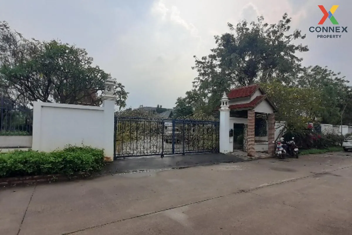 For Sale Land for sale with buildings, Or Ngoen, Sai Mai. , O Ngo 2