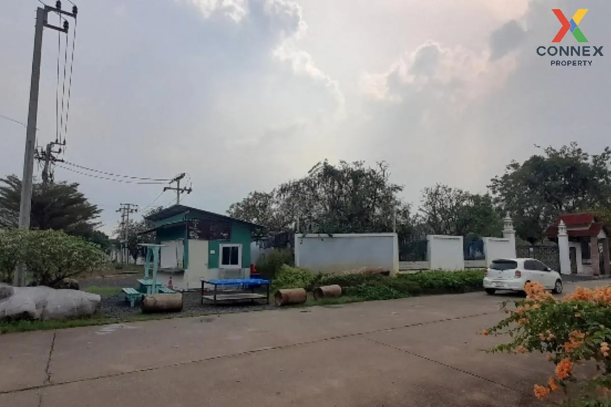 For Sale Land for sale with buildings, Or Ngoen, Sai Mai. , O Ngo