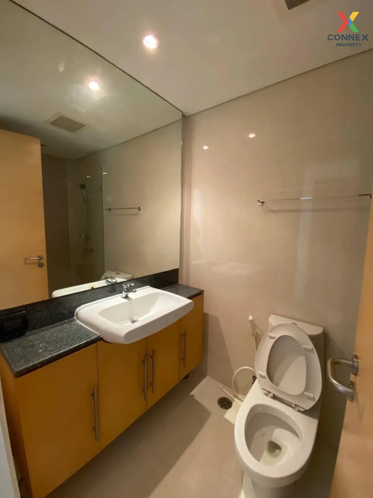 For Rent Condo , Fullerton Sukhumvit , BTS-Ekkamai , Khlong Tan N