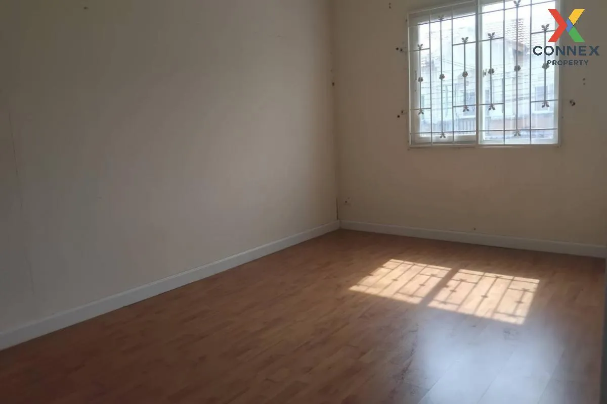 For Sale Townhouse/Townhome  , The Connect Donmuang - Viphavadi , For Sale Townhouse/Townhome  , The Connect Donmuang - Viphavadi ,