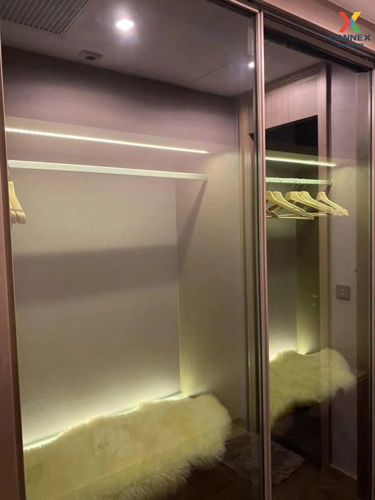 For Sale Condo , The Esse at Singha Complex , high floor , MRT-Ph For Sale Condo , The Esse at Singha Complex , high floor , MRT-Ph