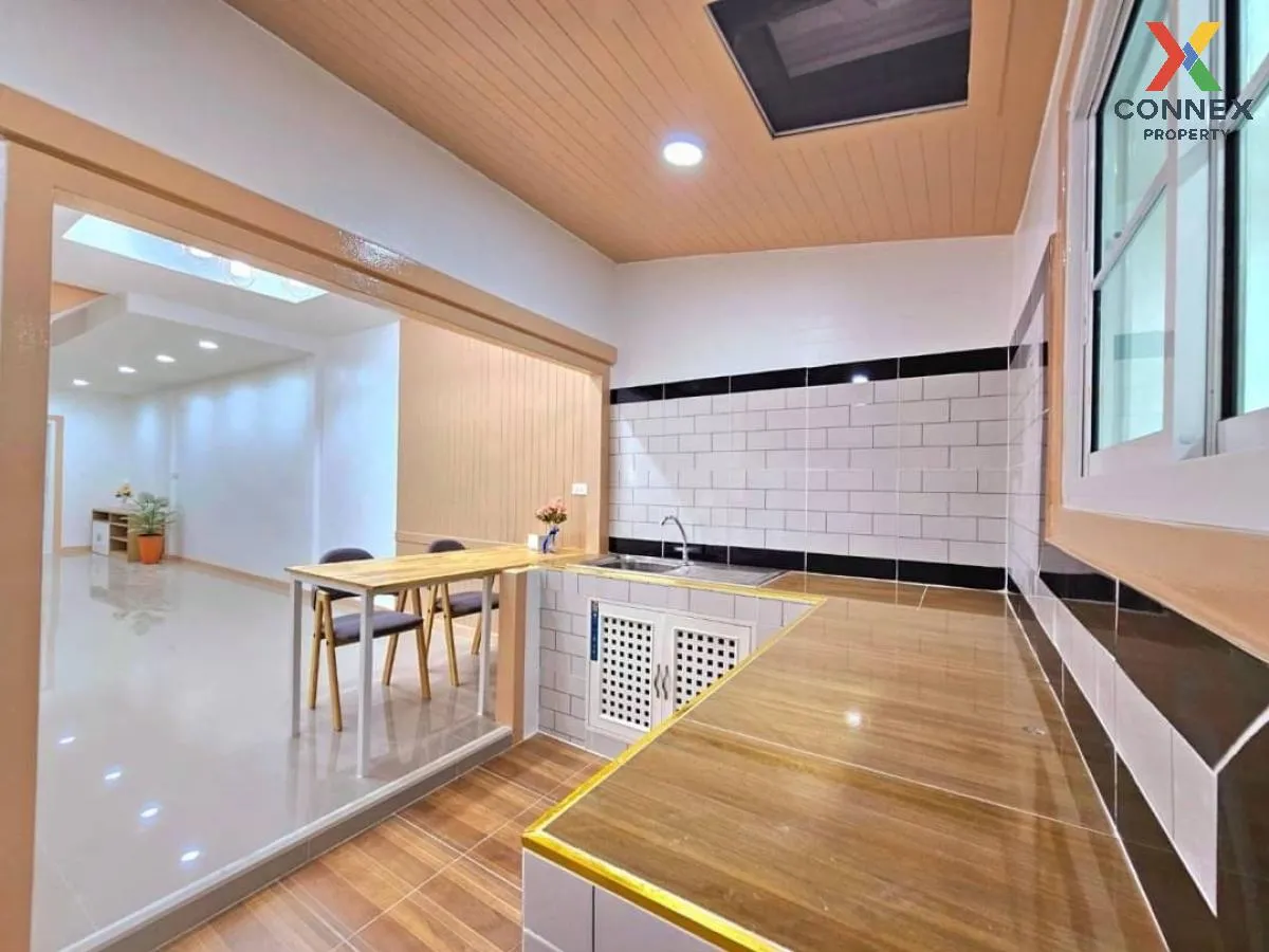 For Sale Townhouse/Townhome  , Baan Ying Olan , Sanambin , Don Mu For Sale Townhouse/Townhome  , Baan Ying Olan , Sanambin , Don Mu