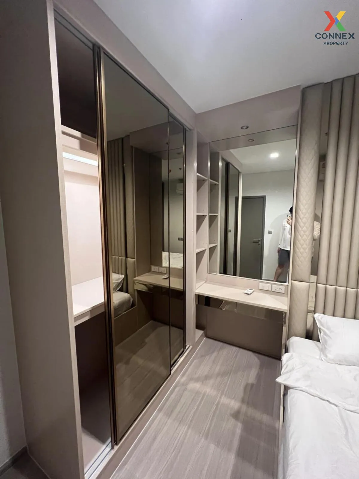 ขายคอนโด  ไลฟ์ อโศก ไฮป์ พระราม 9 MRT-พระราม 9 มักกะสัน เขต ราชเท