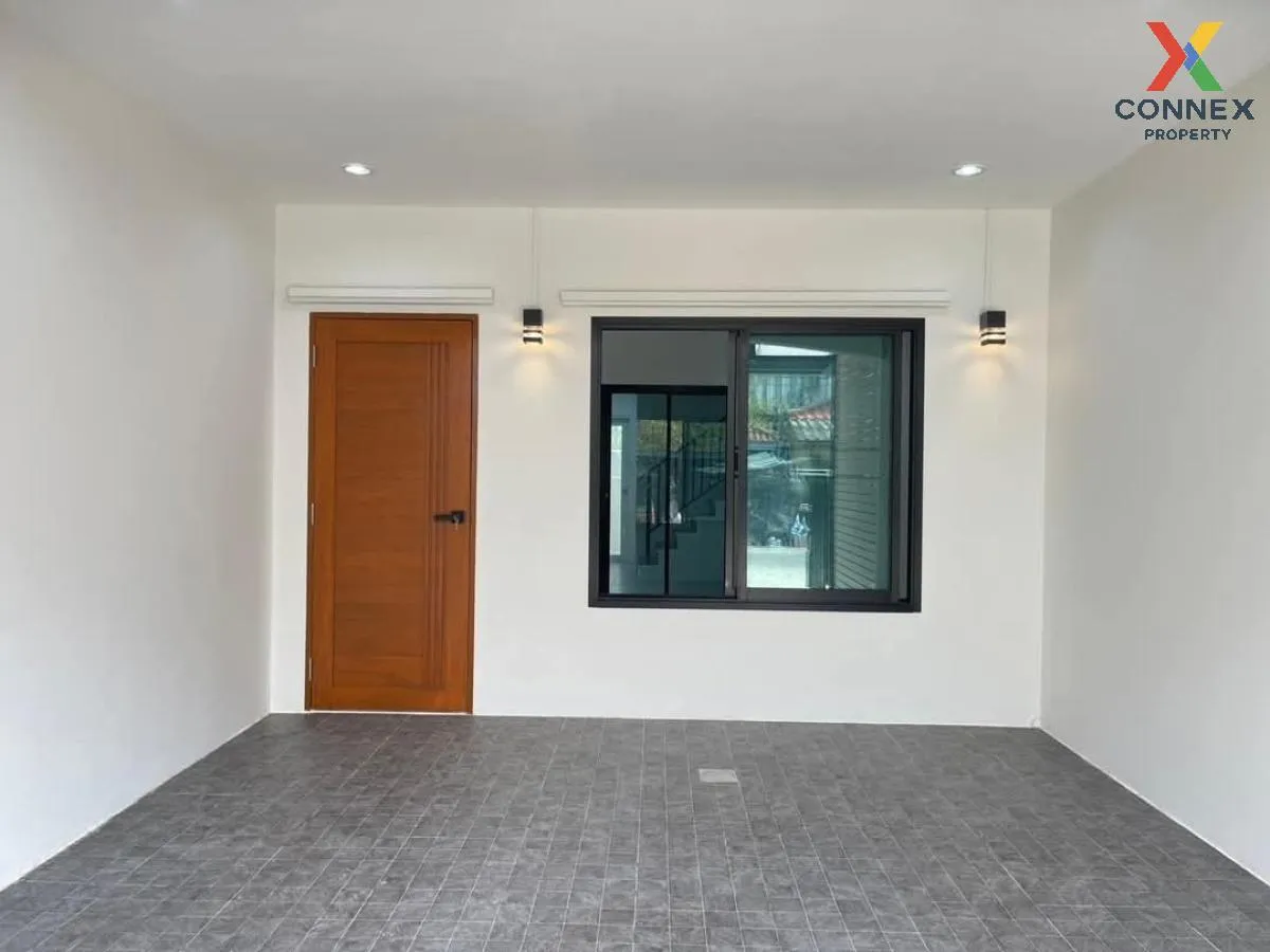 For Sale Townhouse/Townhome  , K.C. Ramindra 2 , Sam Wa Tawan Tok For Sale Townhouse/Townhome  , K.C. Ramindra 2 , Sam Wa Tawan Tok