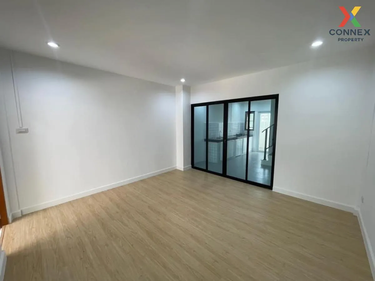 For Sale Townhouse/Townhome  , K.C. Ramindra 2 , Sam Wa Tawan Tok For Sale Townhouse/Townhome  , K.C. Ramindra 2 , Sam Wa Tawan Tok
