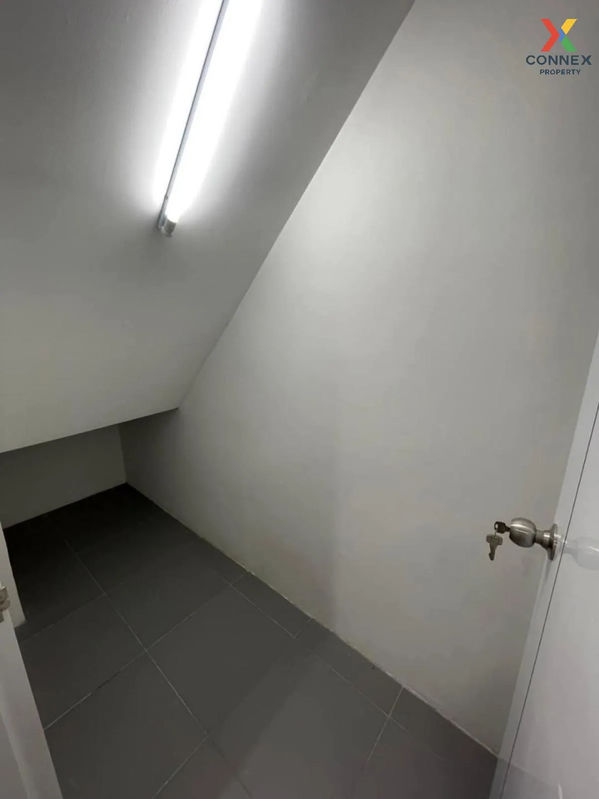 For Sale Townhouse/Townhome  , K.C. Ramindra 2 , Sam Wa Tawan Tok For Sale Townhouse/Townhome  , K.C. Ramindra 2 , Sam Wa Tawan Tok