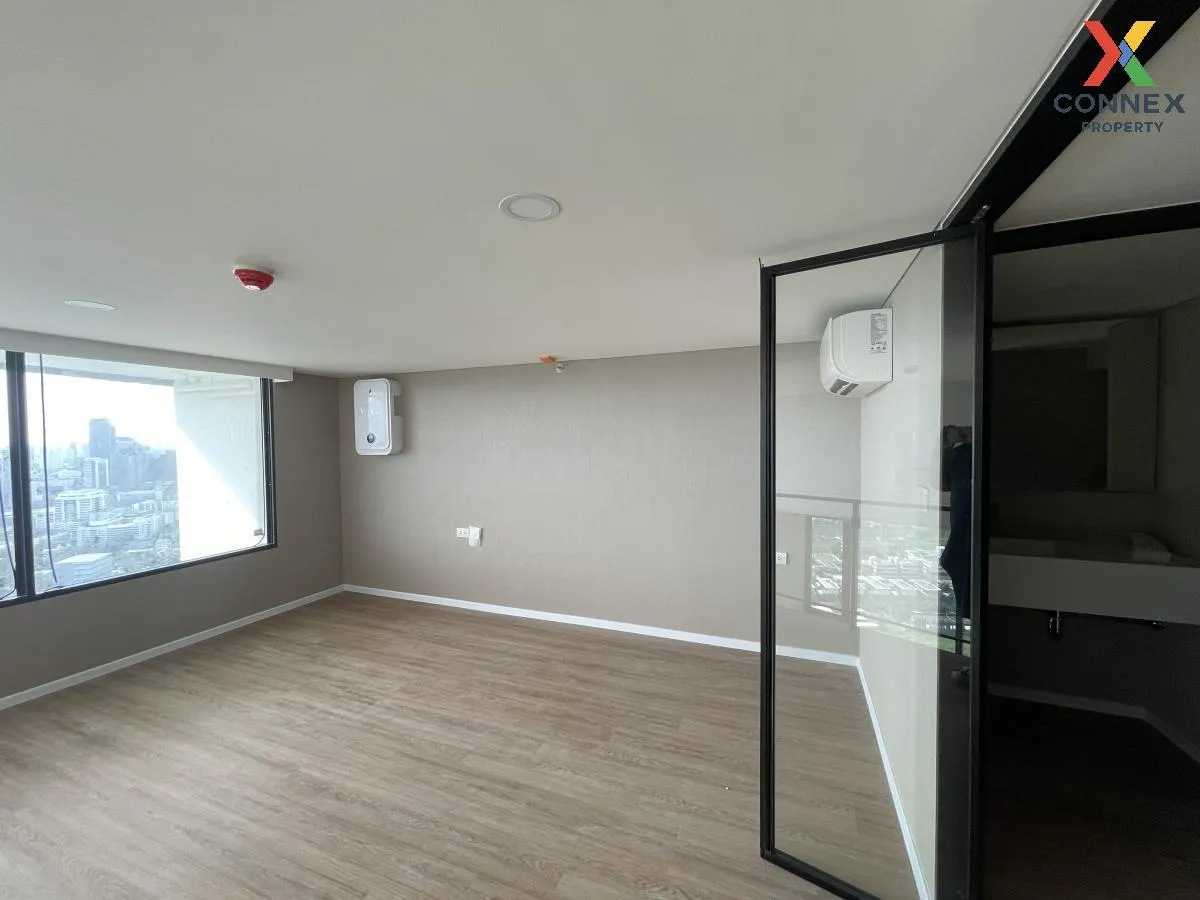 ขายคอนโด  ไซมิส พระราม 9 (แลนด์มาร์ค @MRTA Station) ดูเพล็กซ์ วิว ขายคอนโด  ไซมิส พระราม 9 (แลนด์มาร์ค @MRTA Station) ดูเพล็กซ์ วิว