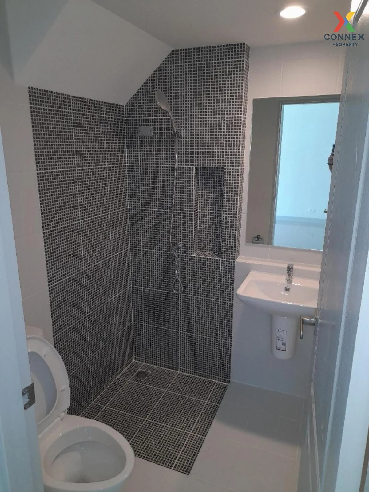 For Rent Townhouse/Townhome  , Grande Pleno Phahol - Rangsit , Kh