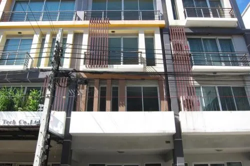 For Sale Commercial Building , RK BiZ Center Moterway - Airportlink , Khlong Song Ton Noon , Lat Krabang , Bangkok , CX-116157